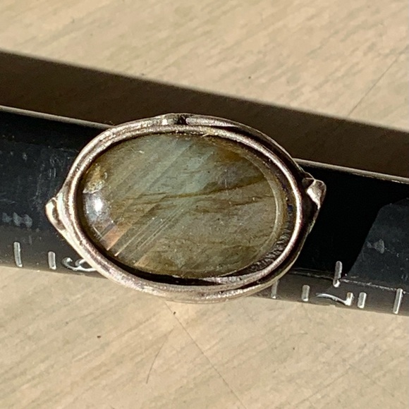 Gem stone Labradorite from Quebec - Picture 1 of 6